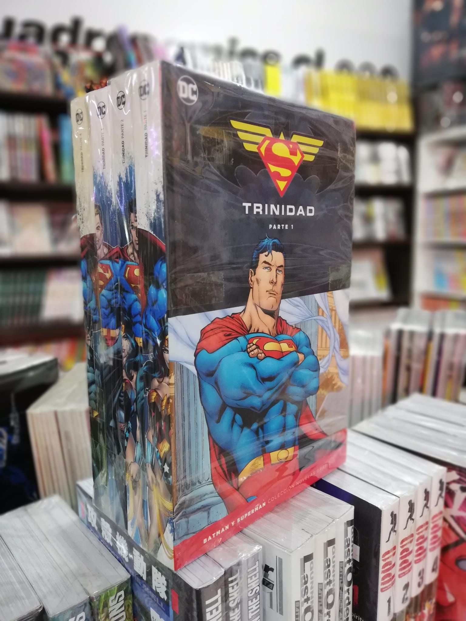 Batman y Superman Colección Novelas Gráficas: Trinidad Salvat ENcuadrocomics
