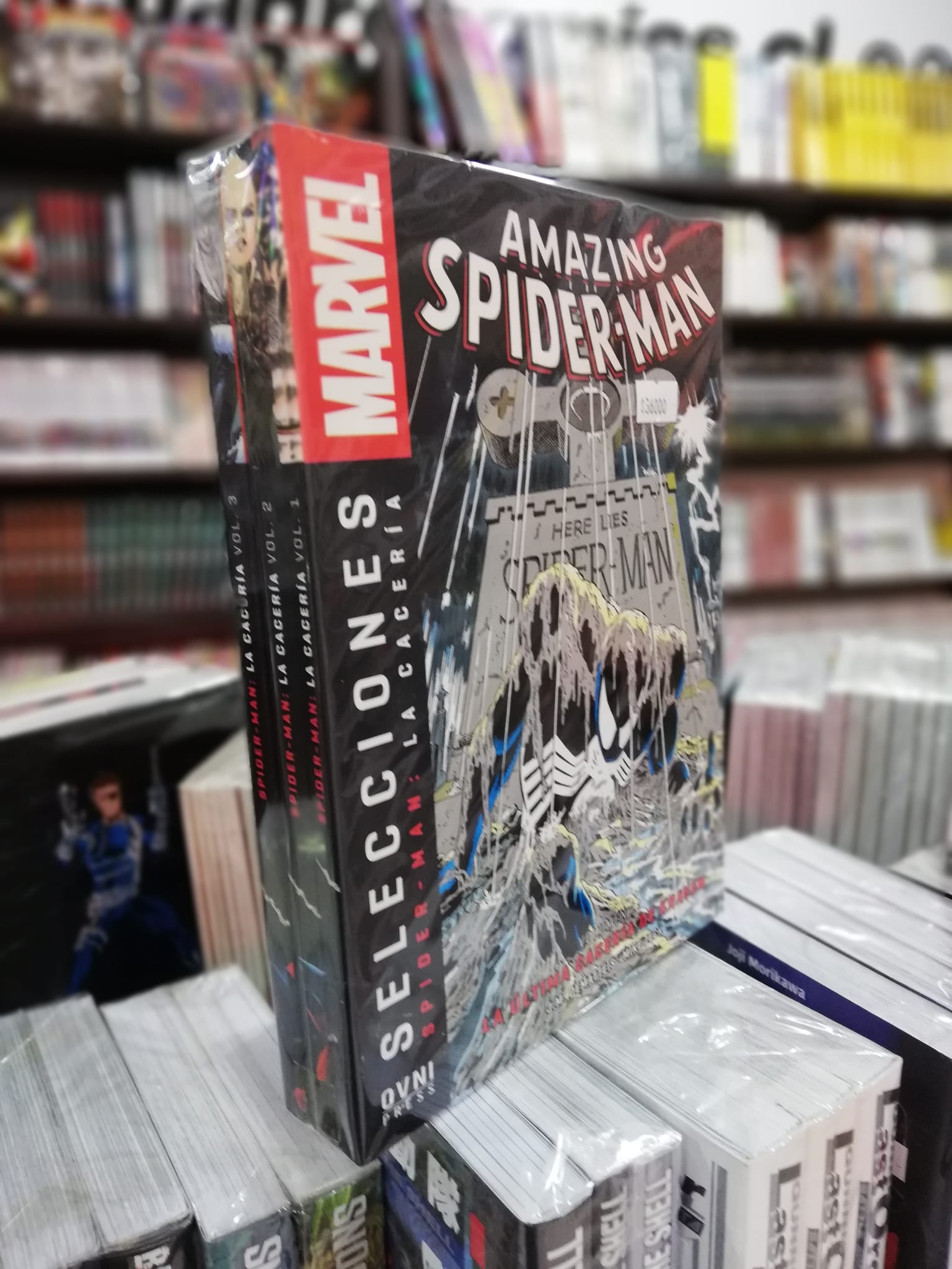 Amazing Spider-Man La Cacería Pack (Vol. 1 al 3) OVNI Press ENcuadrocomics